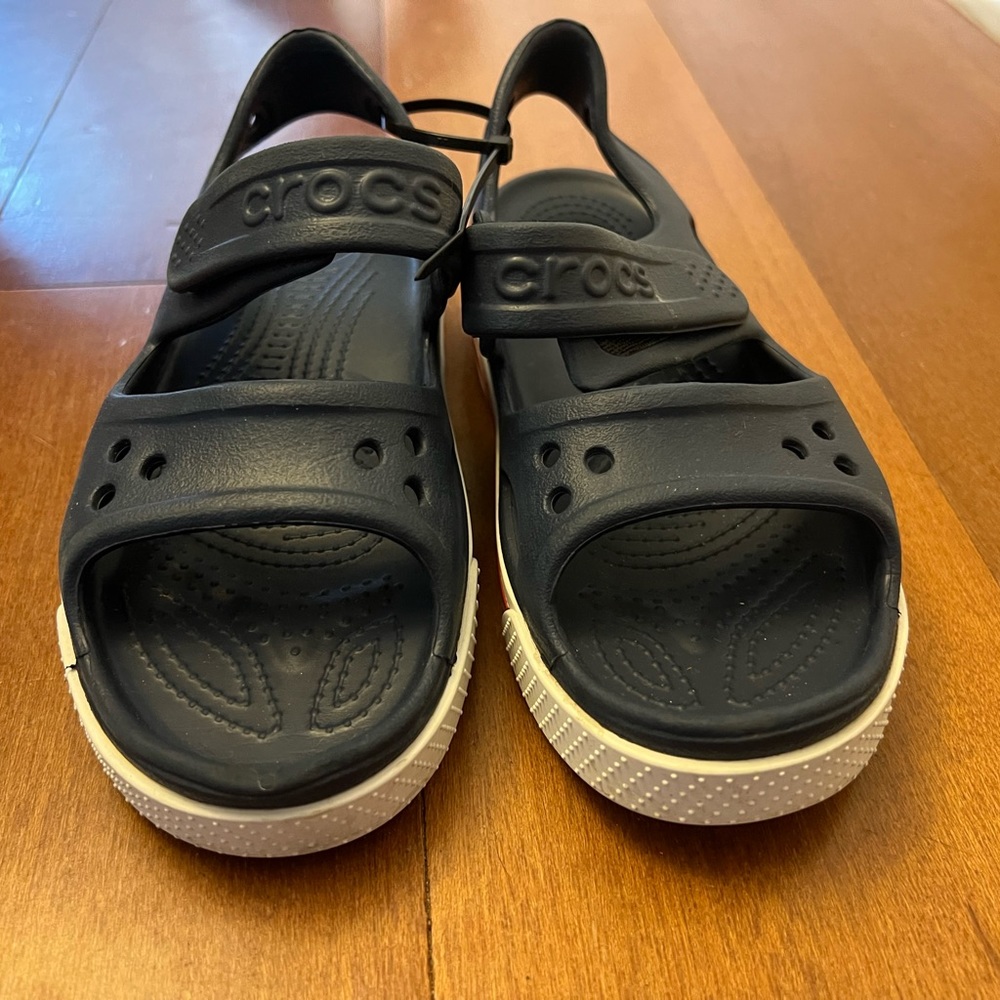 Navy blue croc sandals - like new. US CHILD 1